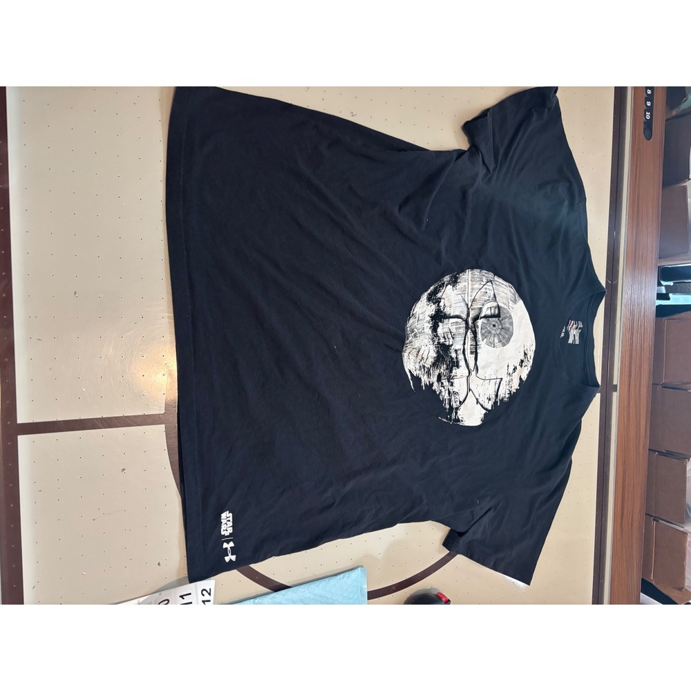 288 Under Armour Star Wars Death Star 2 HeatGear Graphic T-Shirt Mens 2XL Black